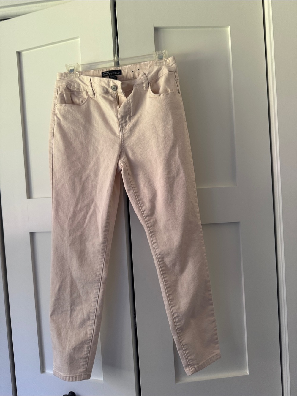 High-Rise Skinny Jeans in Light Pink